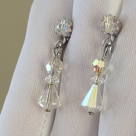 Vintage Crystal AB Silver Tone Screw Back Earrings #510 - Picture 15 of 16